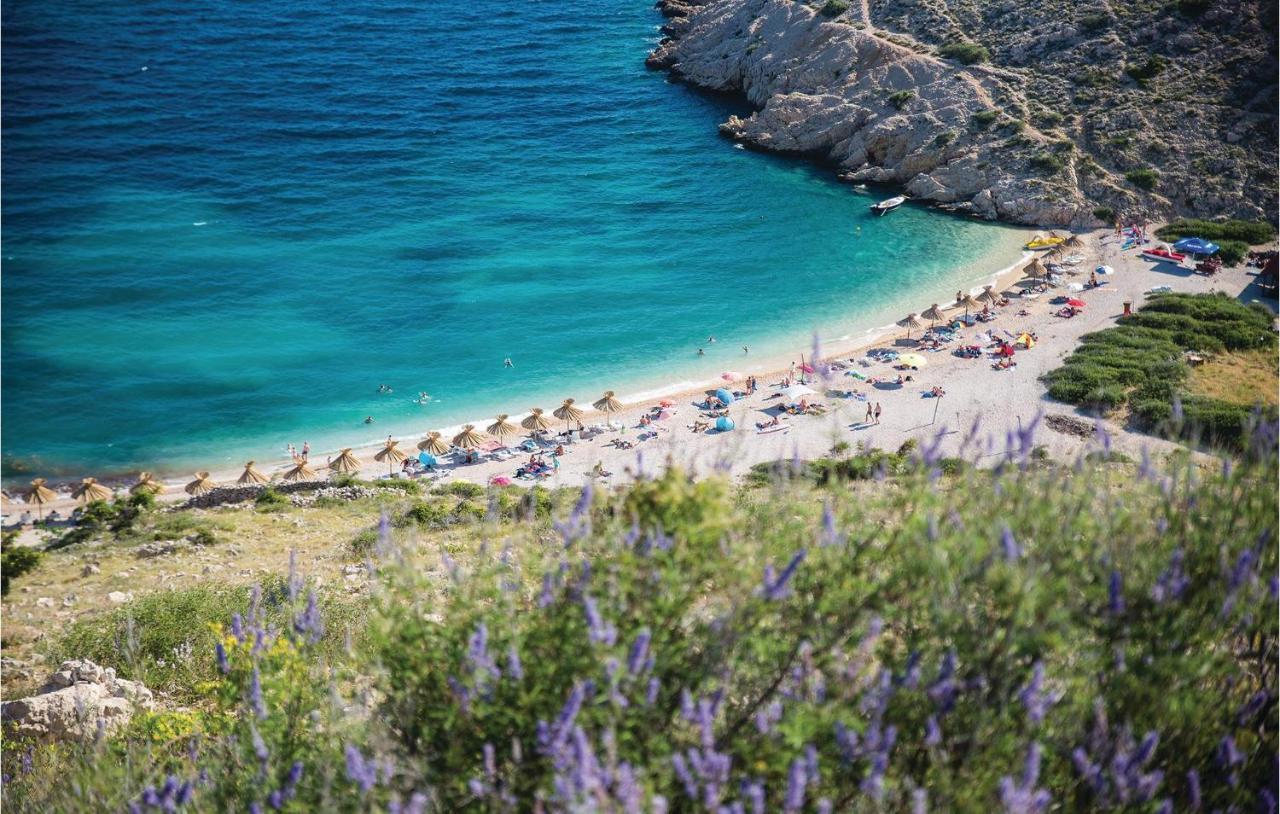 Beautiful Apartment In Stara Baska With Wifi Luaran gambar