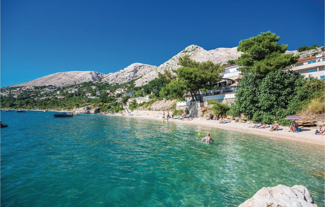 Beautiful Apartment In Stara Baska With Wifi Luaran gambar